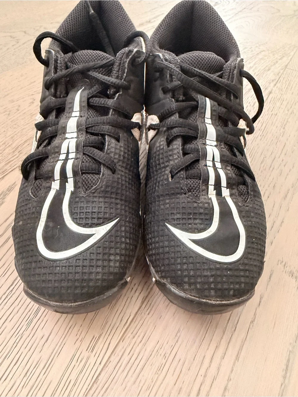 Nike Alpha Menace 3 Shark Football Cleats Black White Youth 1Y
